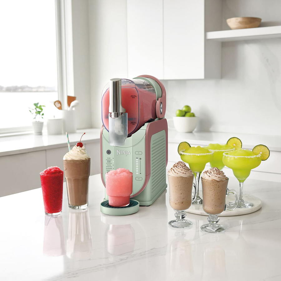 ninja slushi frozen drink maker - frosted strawberry matcha fs301ukmtpk