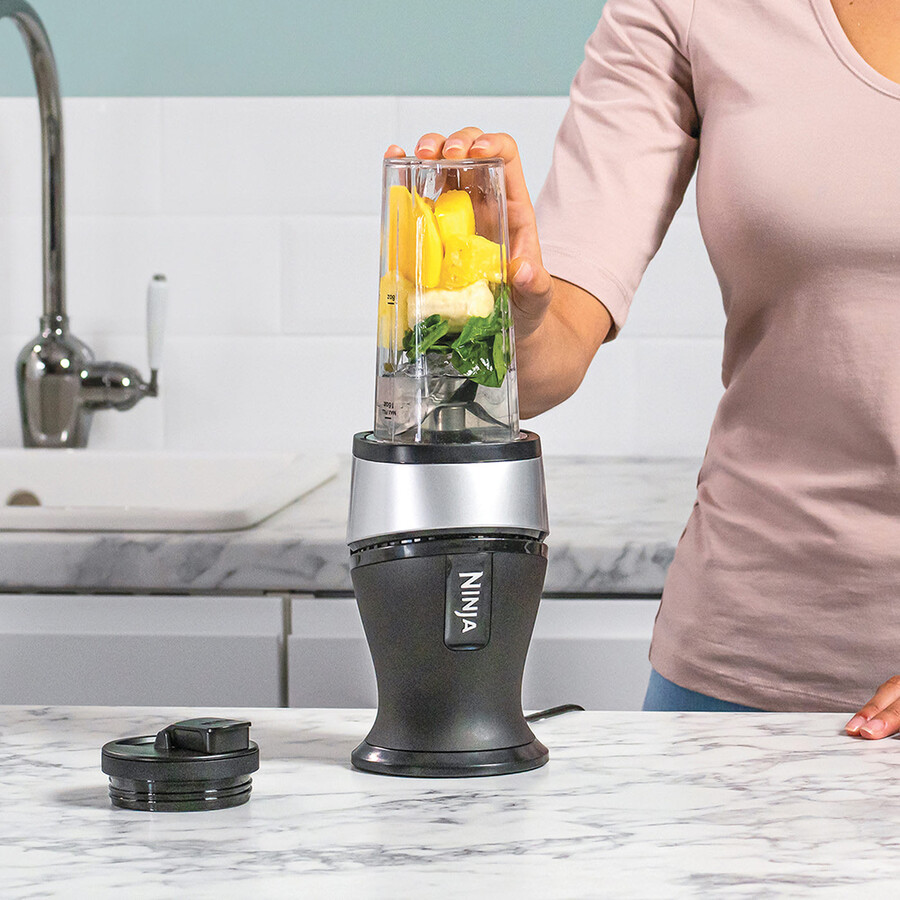nutri ninja 700w slim blender i smoothie maker - qb3001uks - srebrny
